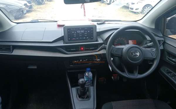 DAIHATSU AYLA