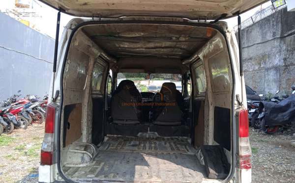 DAIHATSU GRAN MAX BLIND VAN