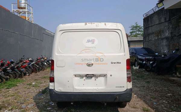DAIHATSU GRAN MAX BLIND VAN