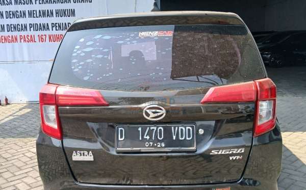 DAIHATSU SIGRA