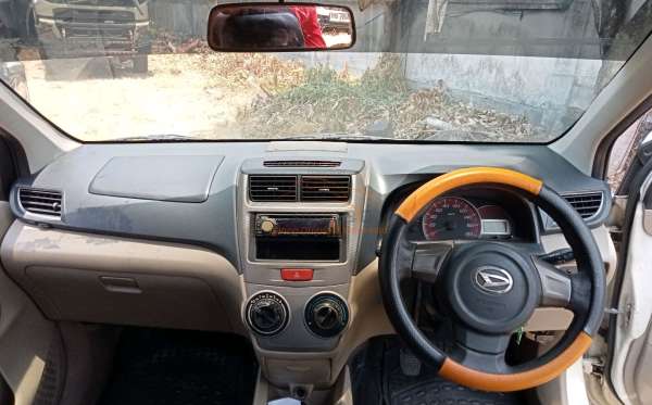 DAIHATSU  XENIA