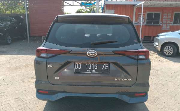 DAIHATSU XENIA