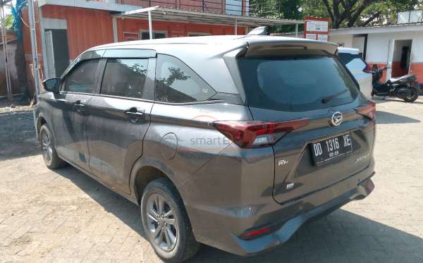 DAIHATSU XENIA