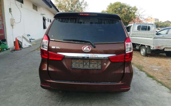 DAIHATSU XENIA R