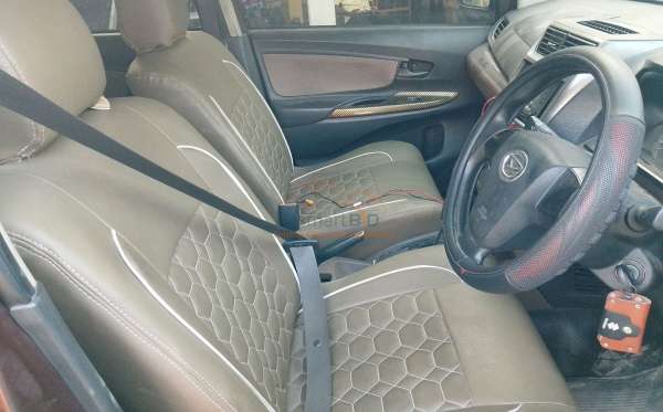 DAIHATSU XENIA R