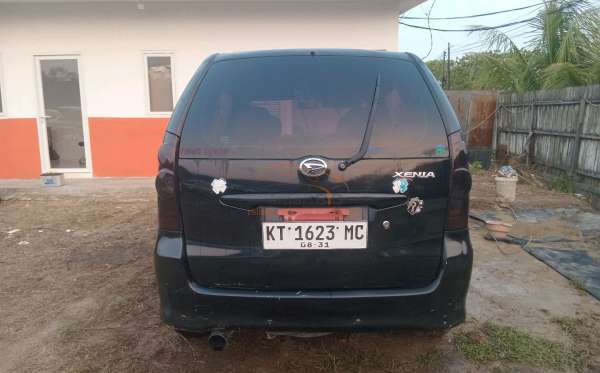 DAIHATSU XENIA