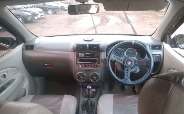 DAIHATSU XENIA