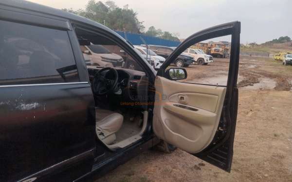 DAIHATSU XENIA