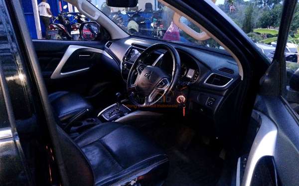 MITSUBISHI PAJERO SPORT