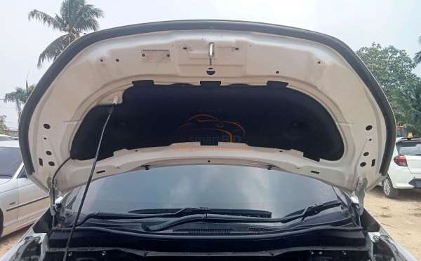 MITSUBISHI XPANDER CROSS 1.5L PLUS