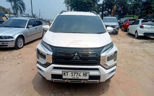 MITSUBISHI XPANDER CROSS 1.5L PLUS