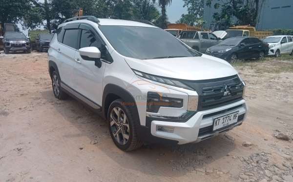 MITSUBISHI XPANDER CROSS 1.5L PLUS