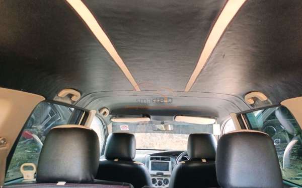 NISSAN GRAND LIVINA