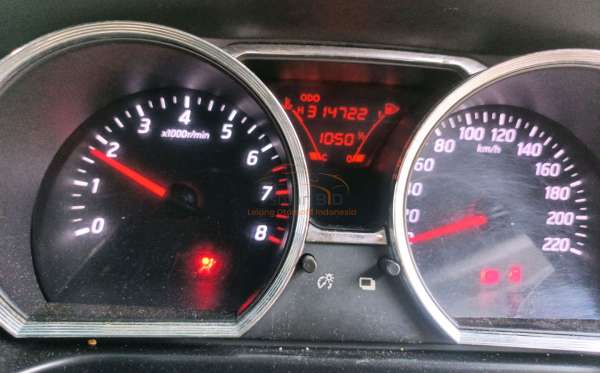 NISSAN GRAND LIVINA