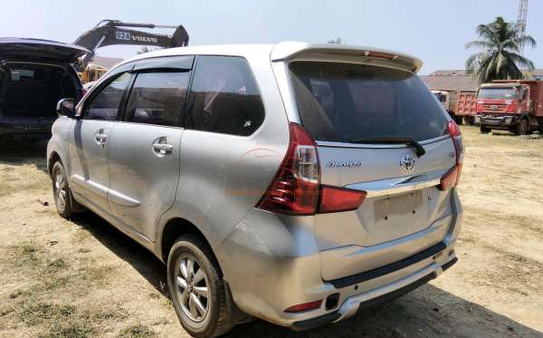 TOYOTA AVANZA 1.3 G