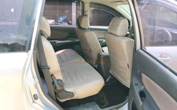 TOYOTA AVANZA 1.3 G