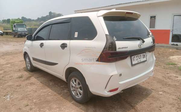 TOYOTA AVANZA