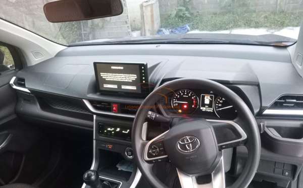 TOYOTA AVANZA 1.5 G