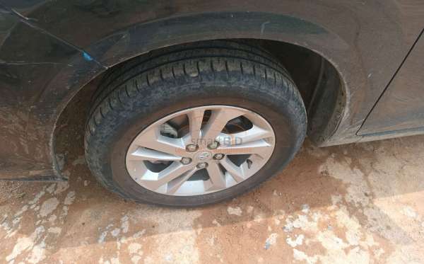 TOYOTA AVANZA 1.3 E