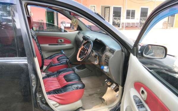 TOYOTA AVANZA 1.3 G