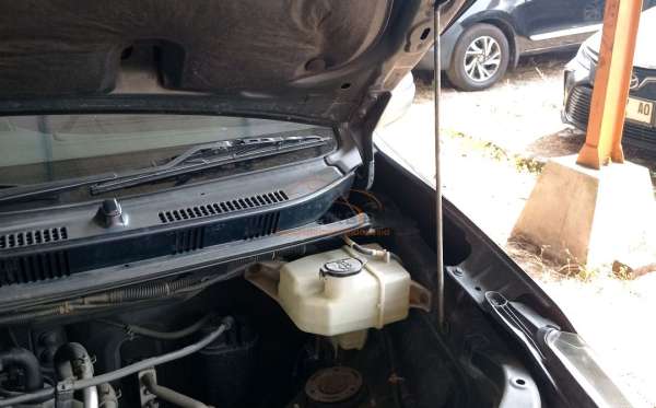 TOYOTA AVANZA