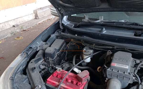 TOYOTA AVANZA