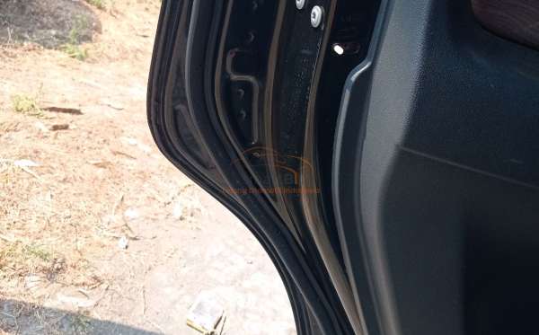 TOYOTA AVANZA