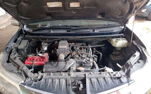 TOYOTA AVANZA
