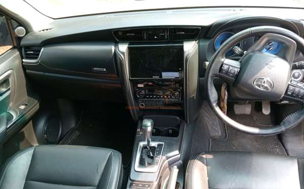 TOYOTA FORTUNER 2.8 VRZ