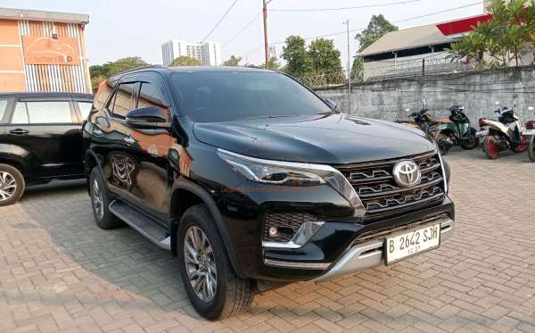 TOYOTA FORTUNER 2.8 VRZ