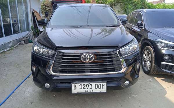 TOYOTA INNOVA 2.4 G