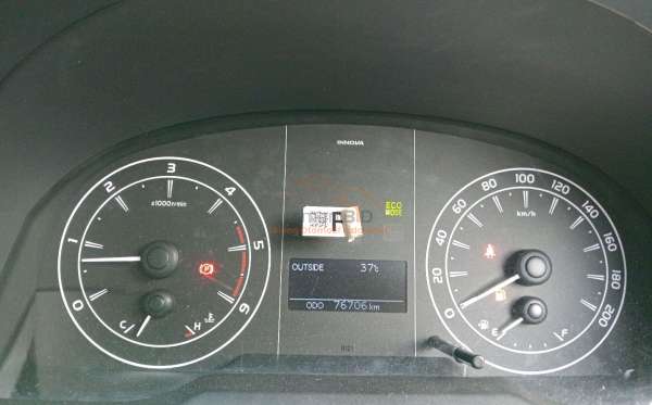 TOYOTA INNOVA 2.4 G