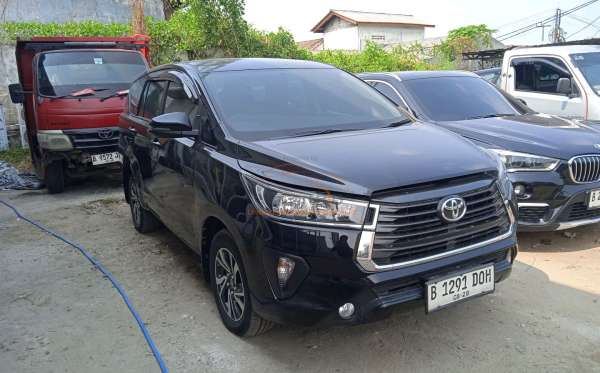 TOYOTA INNOVA 2.4 G