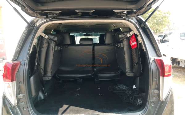 TOYOTA INNOVA 2.4 G