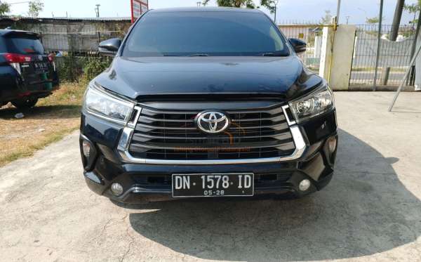 TOYOTA INNOVA 2.4 G