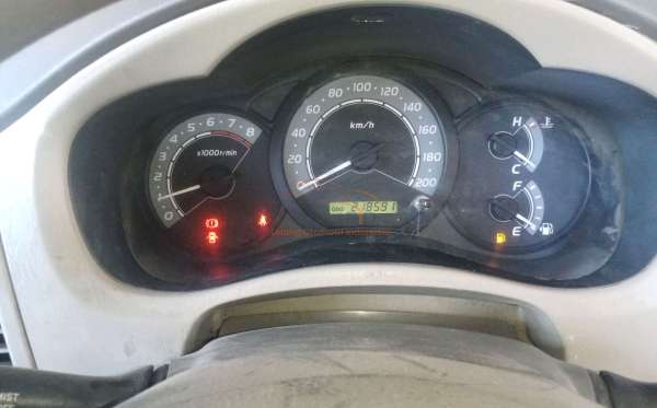 TOYOTA INNOVA G