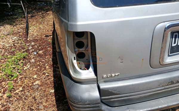 TOYOTA KIJANG UF 81