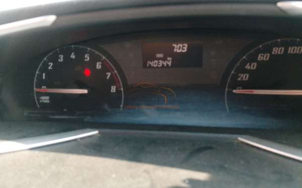 TOYOTA SIENTA 1.5V