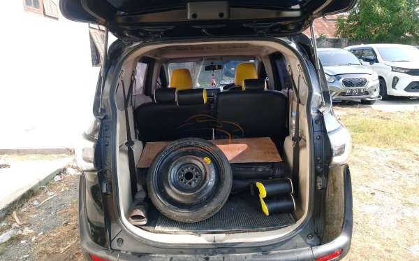 TOYOTA SIENTA 1.5V