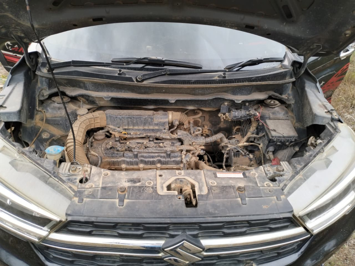SUZUKI XL7