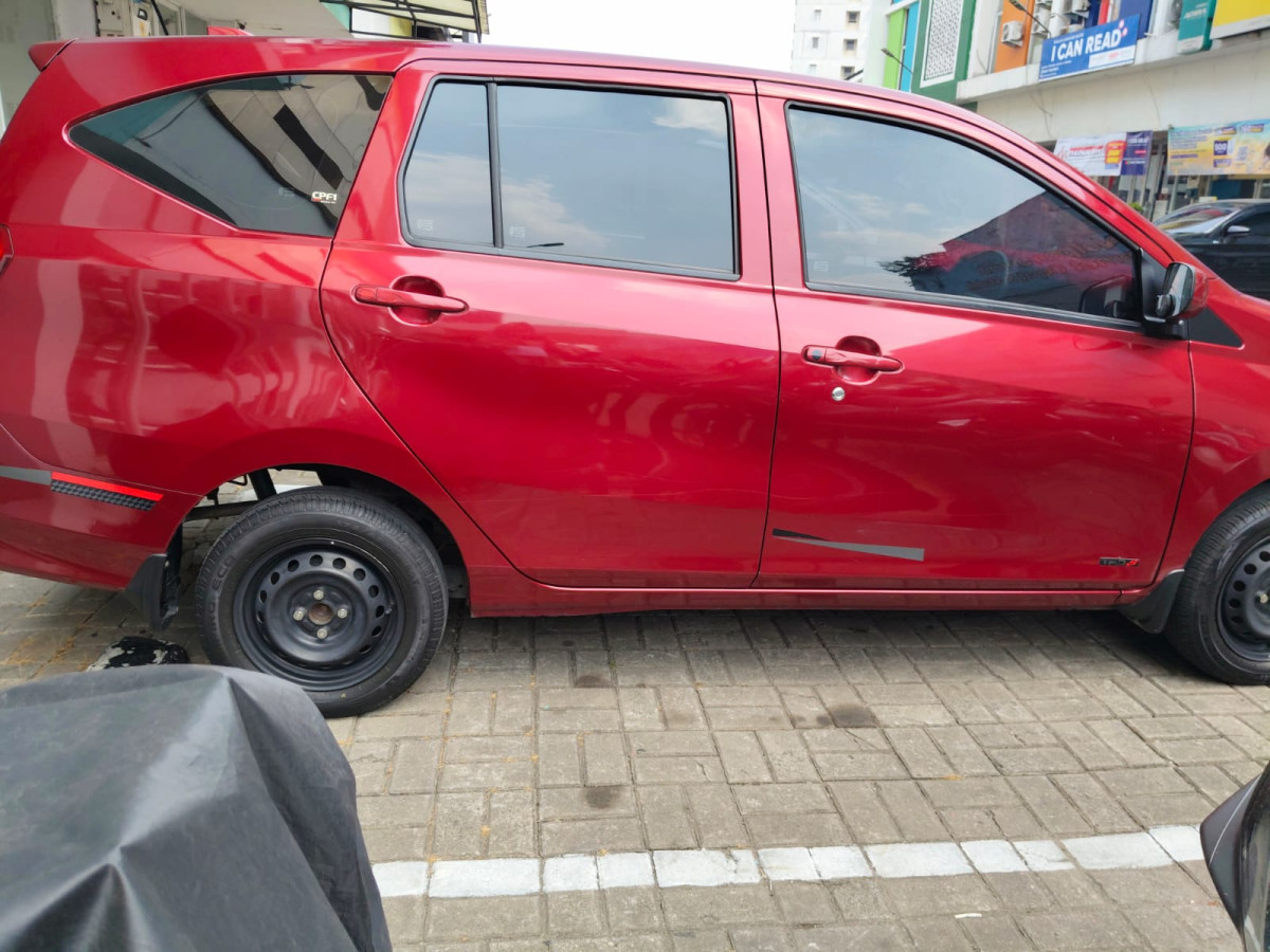 DAIHATSU SIGRA