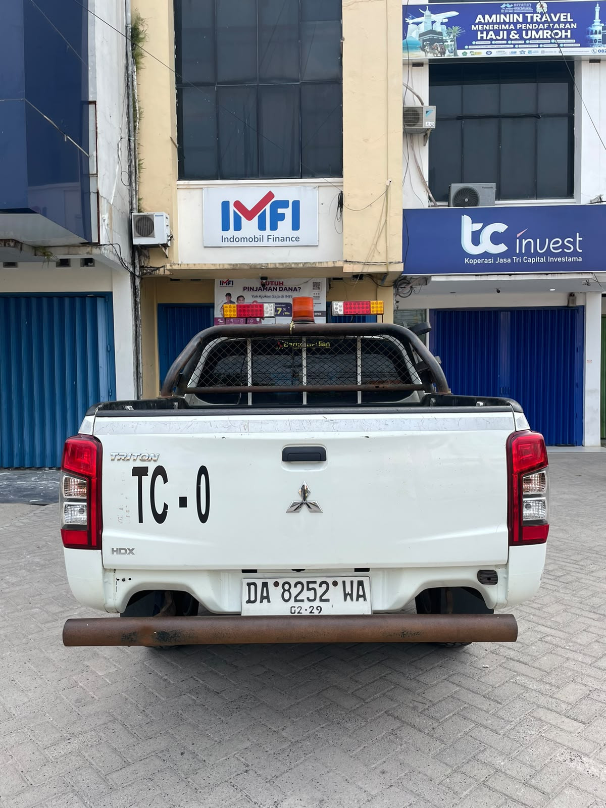 MITSUBISHI  TRITON DC HDX