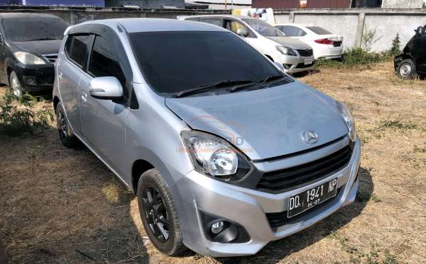 DAIHATSU AYLA 1.0 X