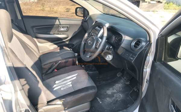DAIHATSU AYLA 1.0 X