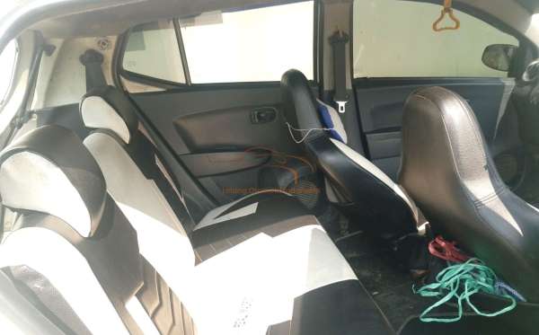 DAIHATSU AYLA M MT