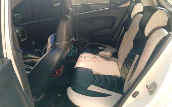 DAIHATSU AYLA M MT