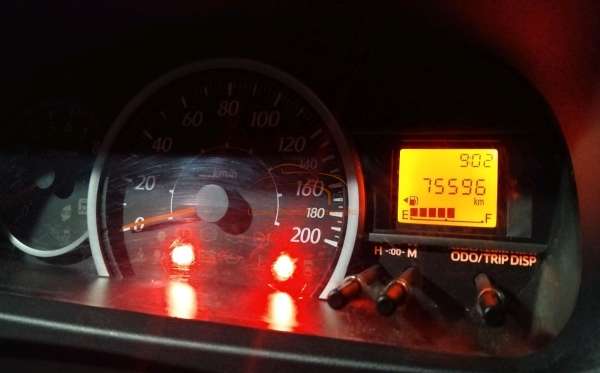 DAIHATSU SIGRA 1.2 R