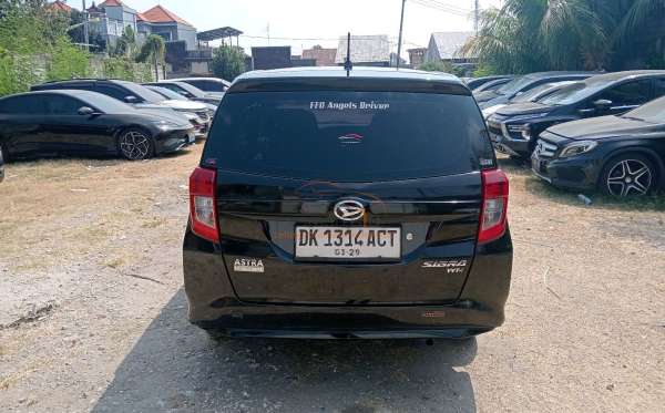 DAIHATSU SIGRA