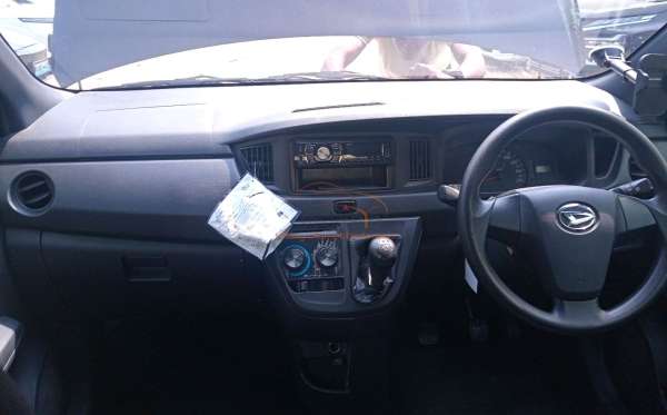 DAIHATSU SIGRA