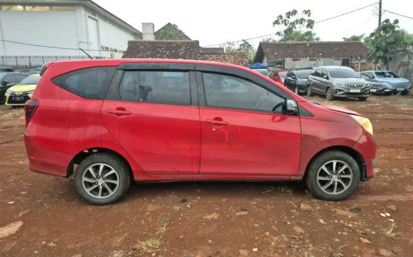DAIHATSU  SIGRA  1.2 R